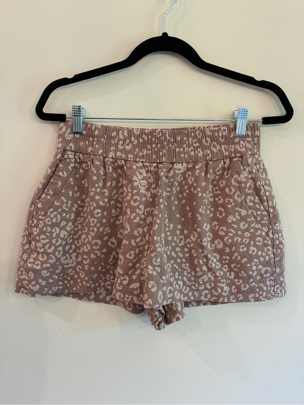 a new day Mauve-Pink Leopard Print Elastic Waist Shorts
